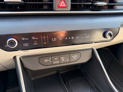 New 2026 Kia Carnival SX image 20