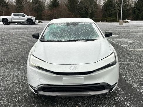 New 2026 Toyota Prius XLE image 5