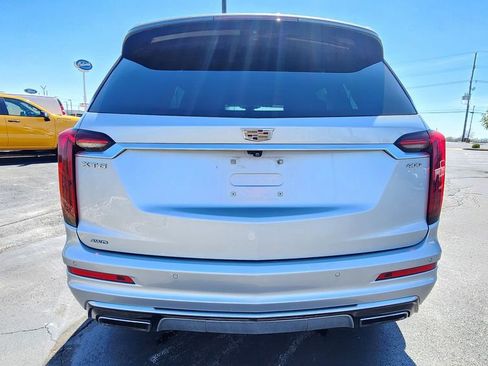 Used 2020 Cadillac XT6 Premium Luxury AWD/4WD image 4
