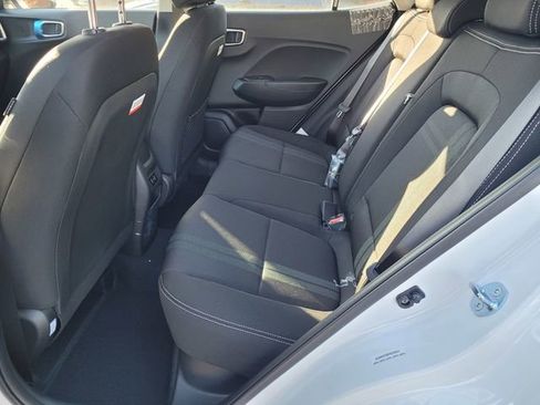 New 2025 Hyundai Venue SEL image 16