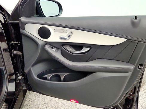 Used 2023 Mercedes-Benz GLC 300 4MATIC Coupe image 26