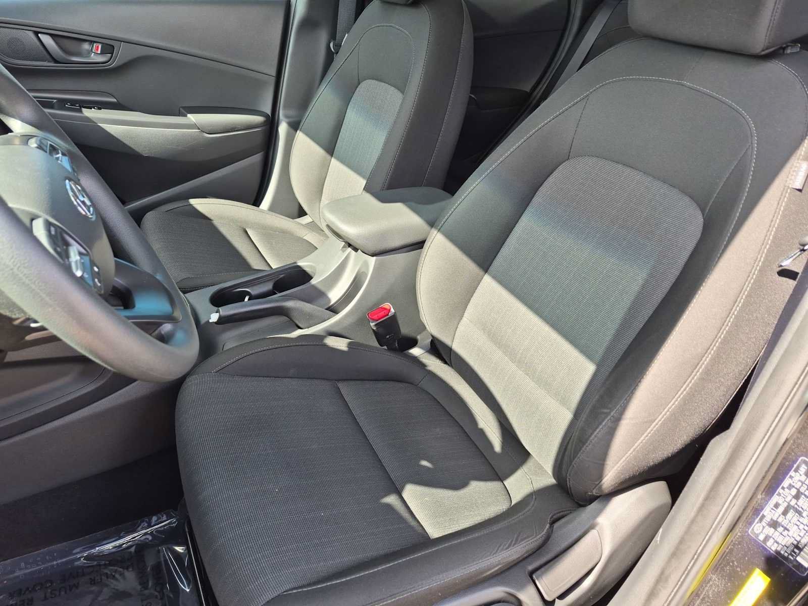 Certified 2022 Hyundai Kona SEL FWD image 16