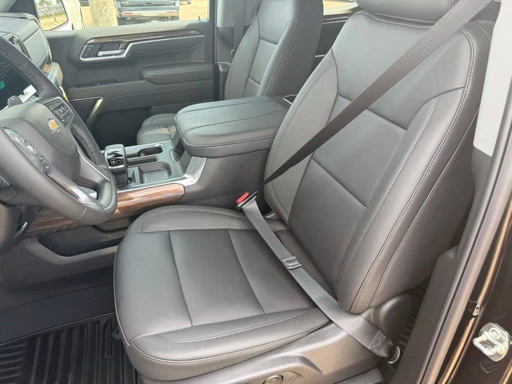 Used 2026 Chevrolet Silverado 1500 LT w/ Texas Edition Plus RWD image 23