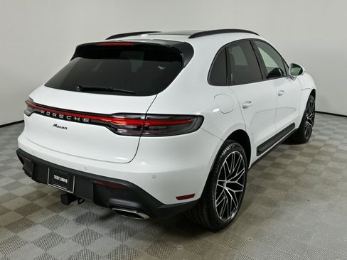 New 2025 Porsche Macan image 28