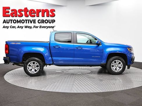 Used 2022 Chevrolet Colorado LT w/ Safety Package AWD/4WD image 4