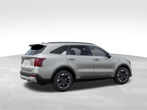 Certified 2026 Kia Sorento S w/ S Panoramic Sunroof Package FWD image 7