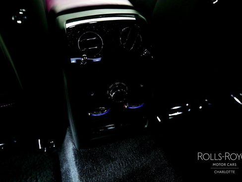 Certified 2022 Rolls-Royce Ghost Black Badge AWD/4WD image 22
