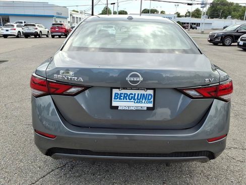 Used 2024 Nissan Sentra SV FWD image 5