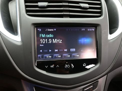 Used 2015 Chevrolet Trax LTZ AWD/4WD image 36
