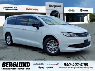New 2027 Chrysler Pacifica LX FWD video 1