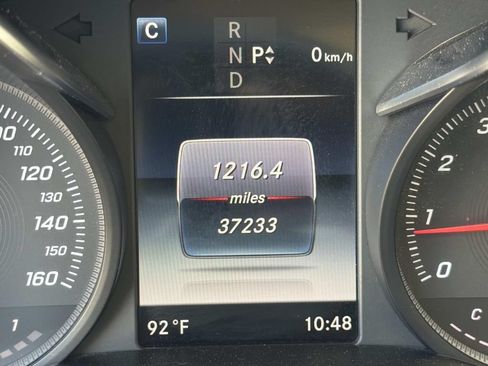 Used 2019 Mercedes-Benz GLC 300 image 27