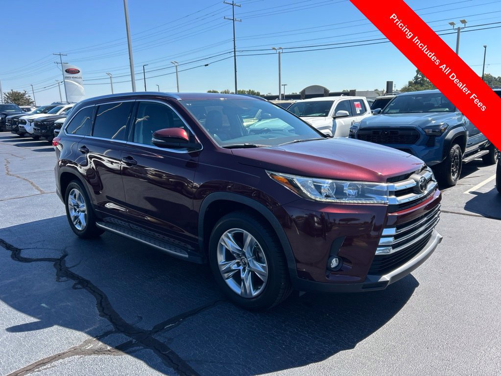 Used 2019 Toyota Highlander Limited FWD image 25