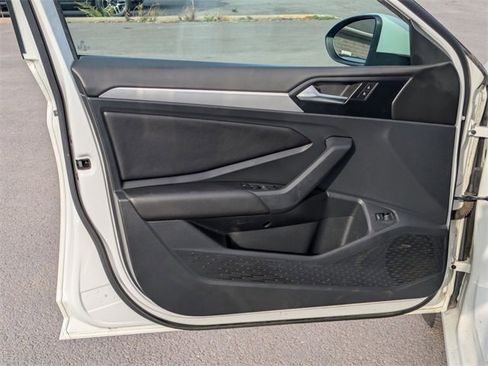 Used 2019 Volkswagen Jetta S w/ Driver Assistance Package image 6