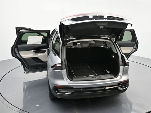 New 2026 Lincoln Nautilus Premier image 59