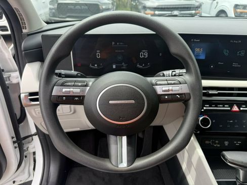 Used 2026 Hyundai Tucson SEL FWD image 5
