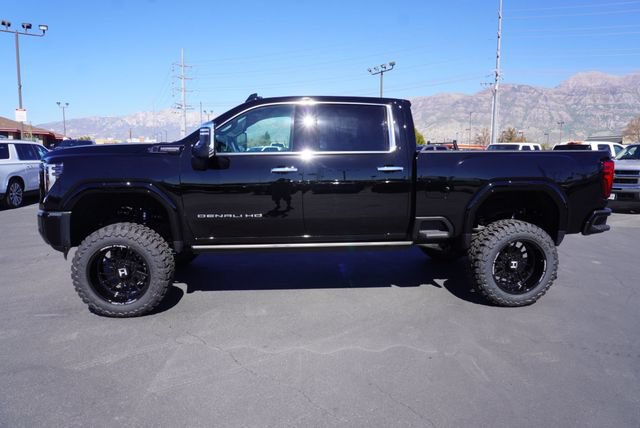 Used 2026 GMC Sierra 3500 Denali Ultimate AWD/4WD image 9