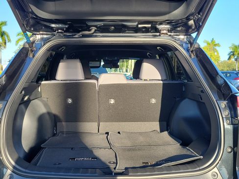 Used 2025 Toyota Corolla Cross AWD Hybrid image 8