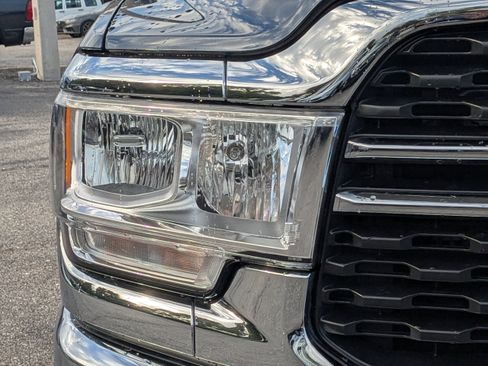 Used 2024 RAM 2500 Big Horn w/ Bed Utility Group AWD/4WD image 9