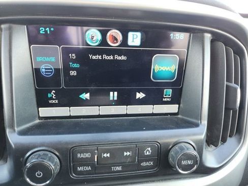 Used 2015 Chevrolet Colorado LT w/ LT Convenience Package image 12