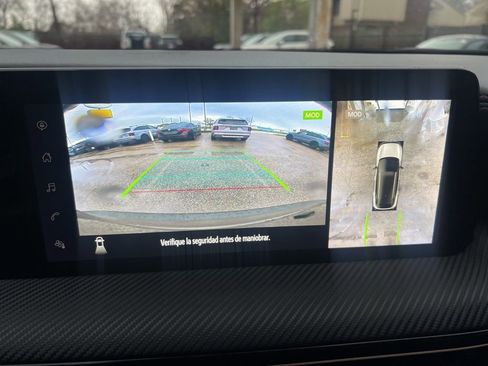 Certified 2025 Nissan Kicks SR image 50