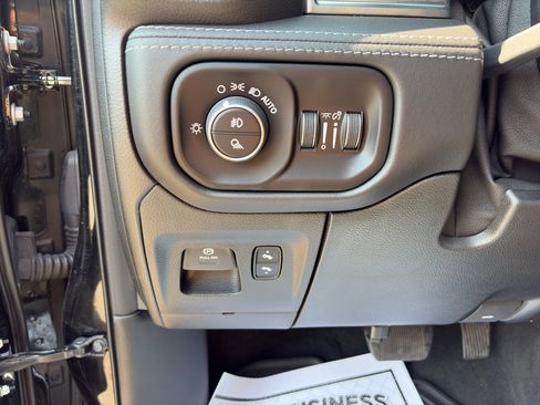 Used 2020 RAM 1500 Limited AWD/4WD image 8