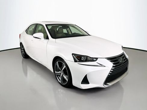 Used 2019 Lexus IS 300 AWD image 7
