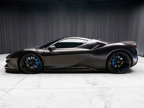 Used 2022 Ferrari SF90 Spider AWD/4WD image 96