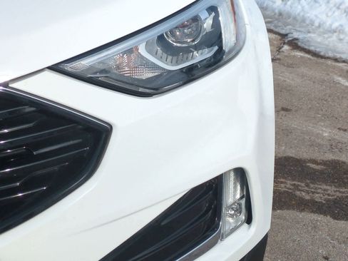 Used 2020 Ford Edge SEL w/ Convenience Package image 9