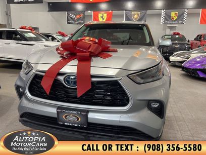 Used 2023 Toyota Highlander XLE