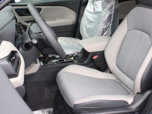New 2026 Subaru Forester Premium AWD/4WD image 16