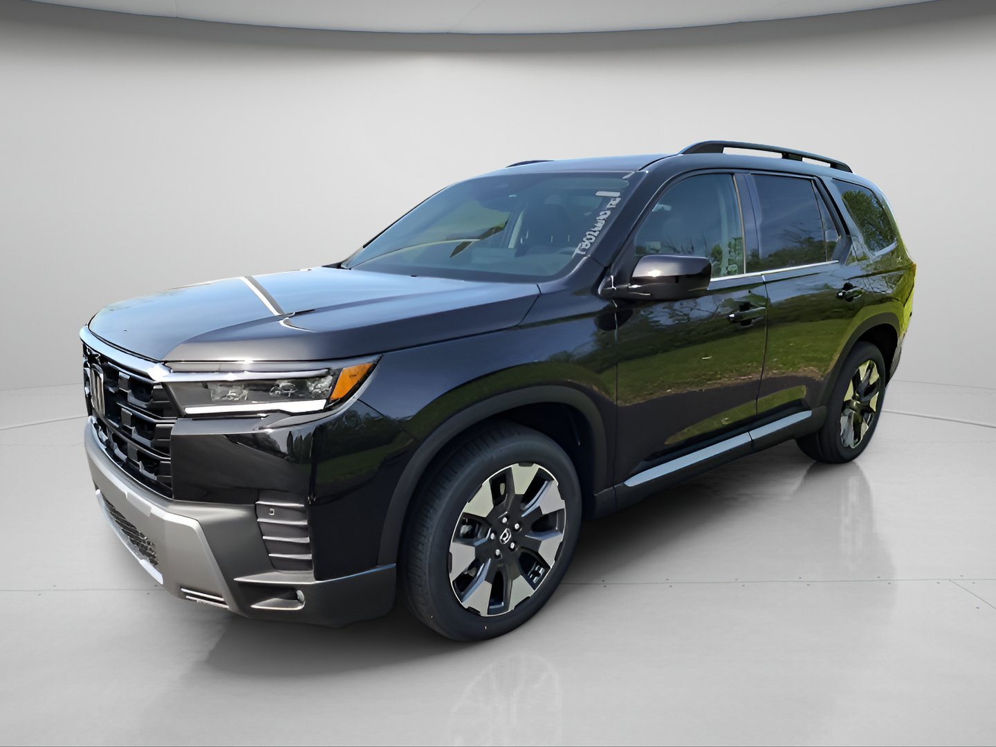 New 2026 Honda Pilot Touring image 3