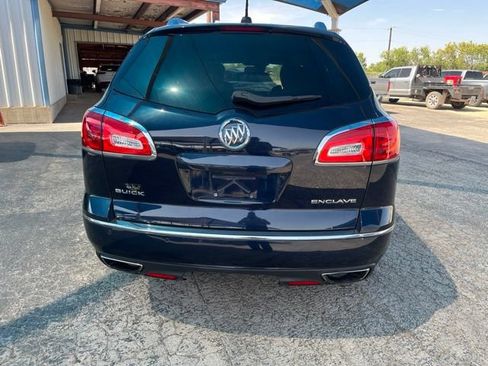 Used 2017 Buick Enclave Leather FWD image 5
