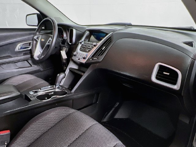 Used 2017 Chevrolet Equinox LT w/ Convenience Package FWD image 35