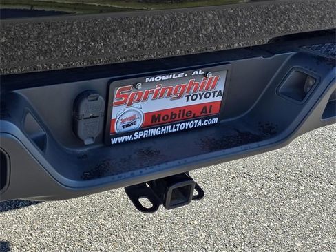 Used 2020 Jeep Gladiator Overland image 32