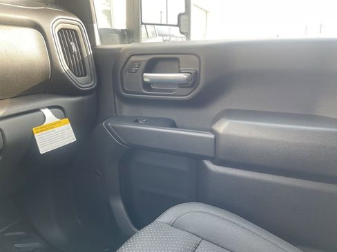 New 2026 Chevrolet Silverado 2500 W/T w/ WT Convenience Package image 19