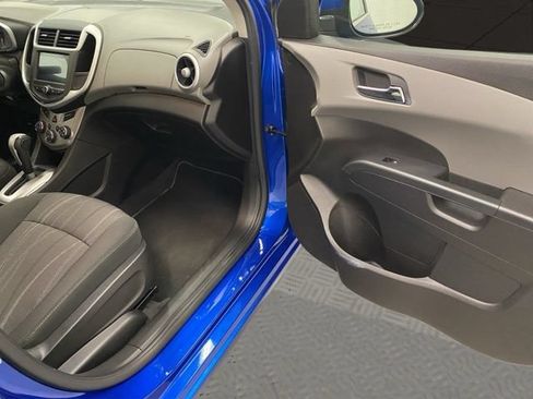 Used 2017 Chevrolet Sonic LT FWD image 19