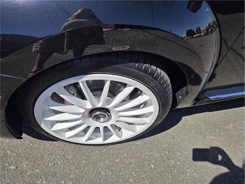 Used 2019 Volkswagen Beetle 2.0T S FWD image 11