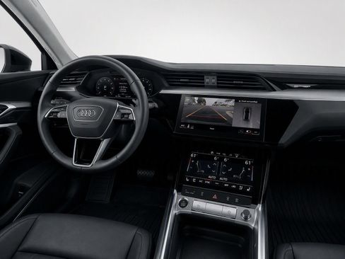 Used 2022 Audi e-tron Prestige AWD/4WD image 22