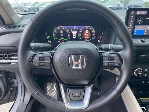 Certified 2025 Honda Accord Touring image 18