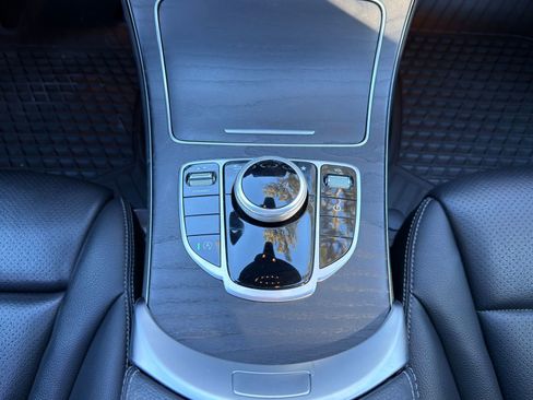 Certified 2018 Mercedes-Benz C 300 4MATIC Sedan image 16