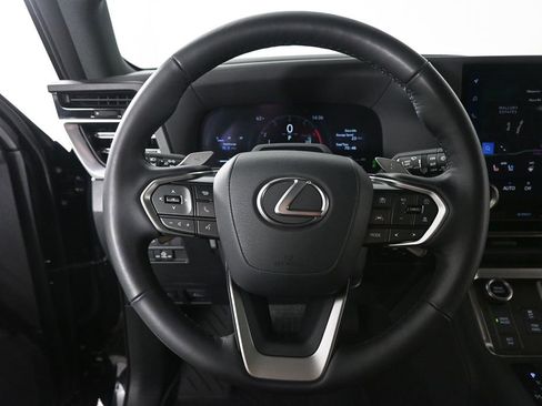 Used 2024 Lexus GX 550 w/ Cold Area Package image 2