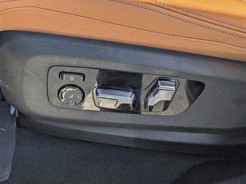 New 2026 BMW X6 M60i image 15