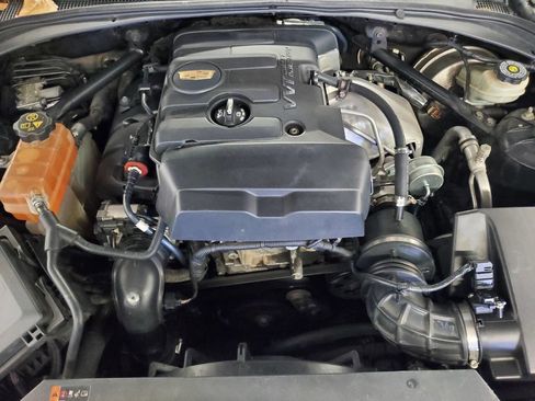 Used 2018 Cadillac ATS Luxury image 4