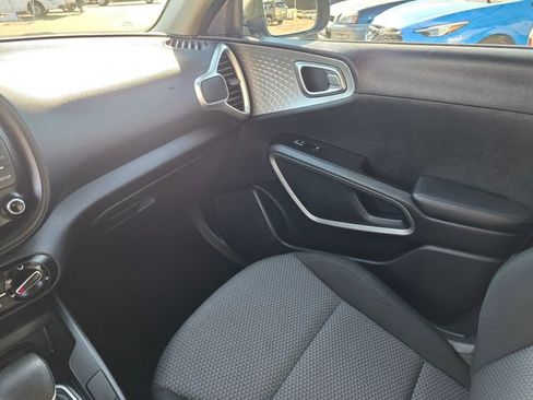 Used 2023 Kia Soul LX w/ Option Group 015 image 29