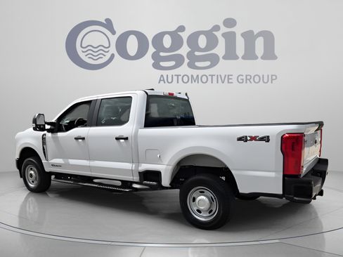 Used 2026 Ford F250 XL AWD/4WD image 3
