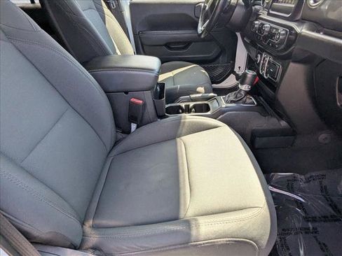 Used 2021 Jeep Wrangler Unlimited Sahara image 19