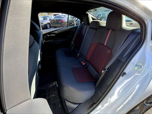 Certified 2025 Toyota Corolla SE image 19