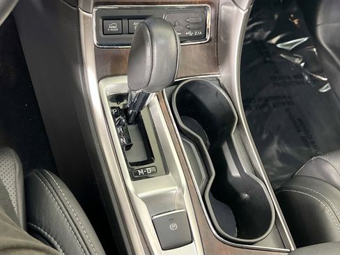 Used 2022 Subaru Ascent Touring image 17