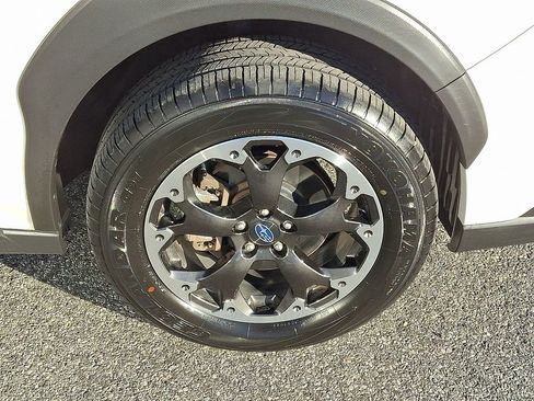 Used 2023 Subaru Crosstrek 2.0i Premium image 8