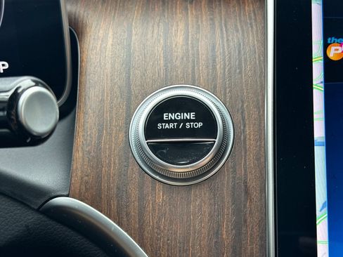 Certified 2025 Mercedes-Benz GLC 350e 4MATIC image 23